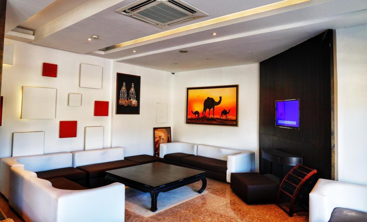 Johny International Hotel Muscat Exterior photo
