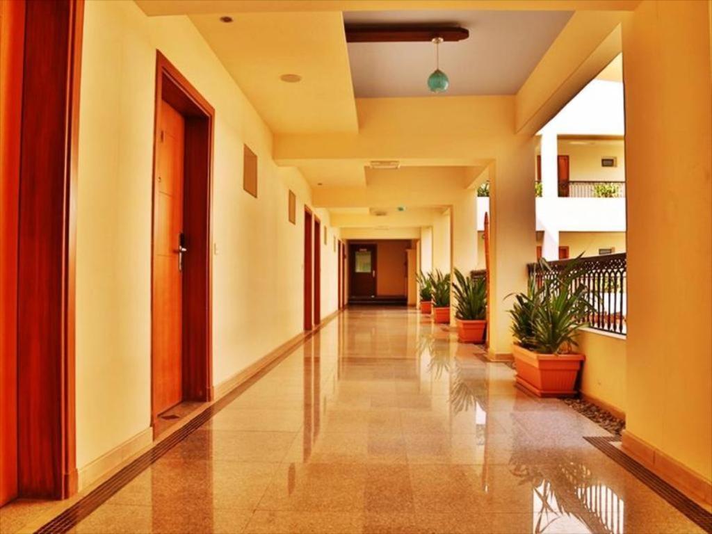 Johny International Hotel Muscat Exterior photo