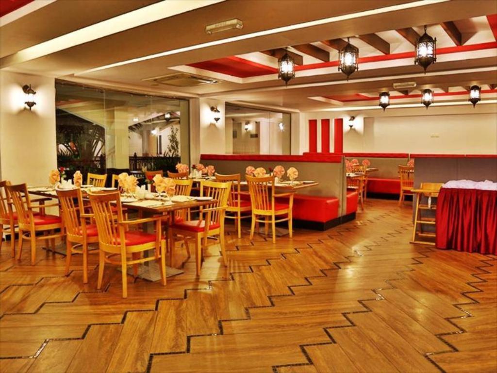 Johny International Hotel Muscat Exterior photo
