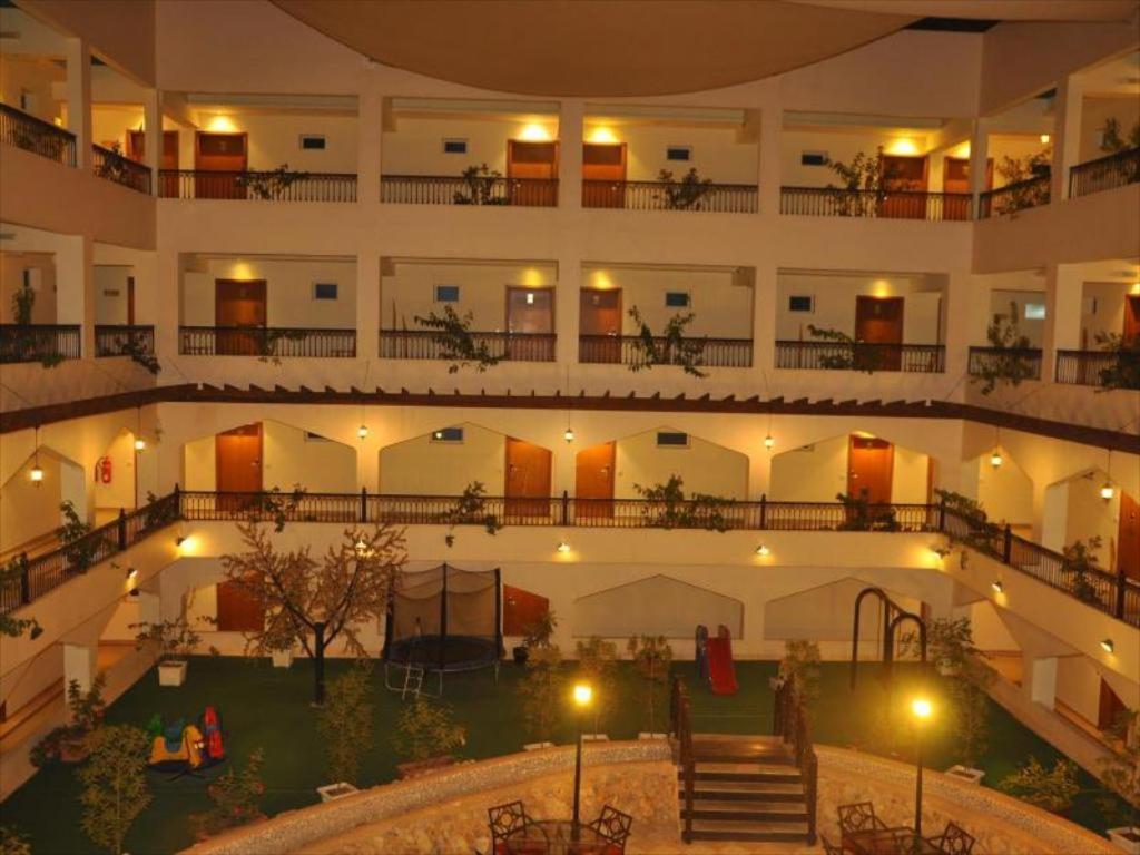 Johny International Hotel Muscat Exterior photo